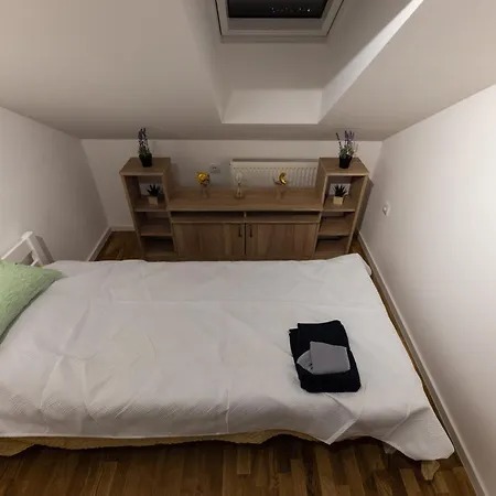 Apartman Oaza Venera *